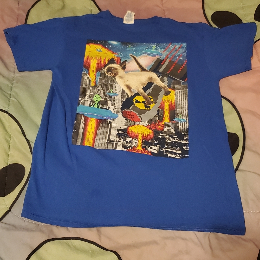 Alien ufo siamese cat tee